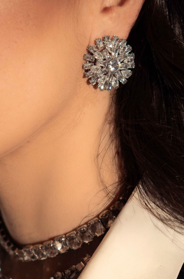 Σκουλαρίκια